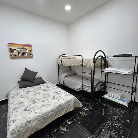 Dora House Valentino *