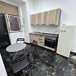 Dora House Valentino Апартаменты Неаполь