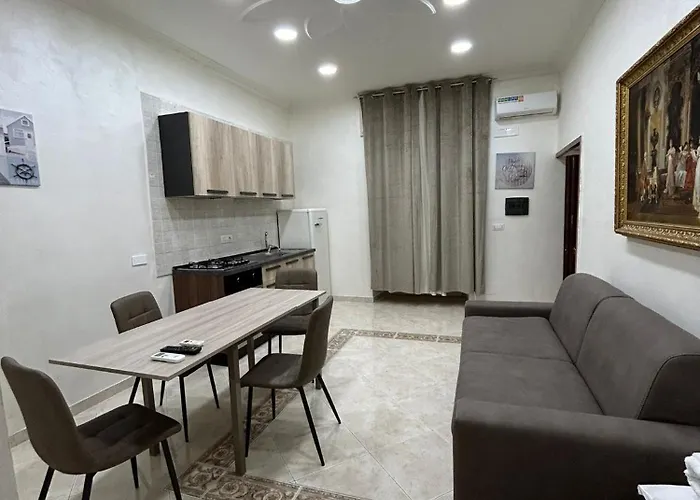 Dora House Valentino Neapel